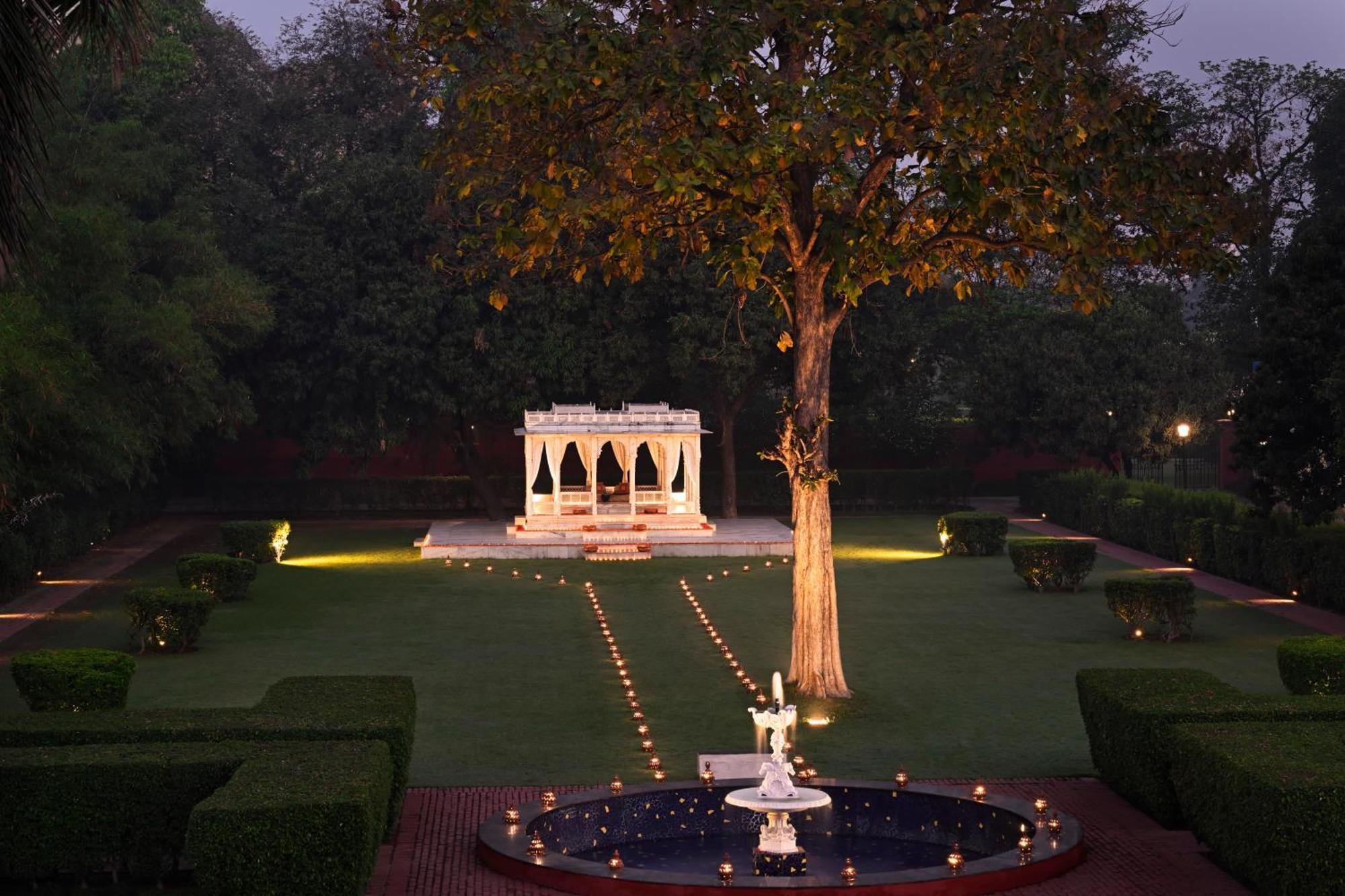 Taj Nadesar Palace Varanasi Exterior foto